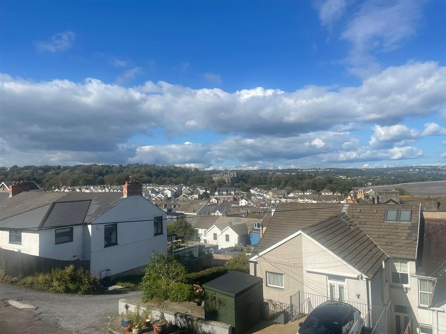 Broadview Lane, Mumbles, Swansea, SA3 4LN